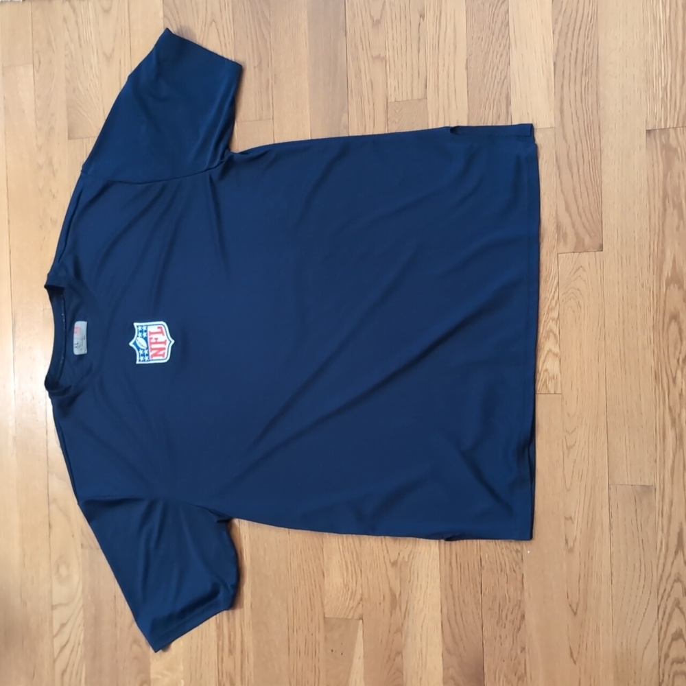 Men's NFL Size XL Athletic Tee Shirt